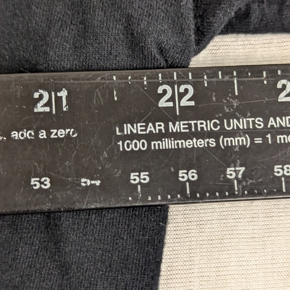 Aerosmith Black Tee With Blue Logo on Front Concert Tour Steven Tyler XL - Picture 3 of 8